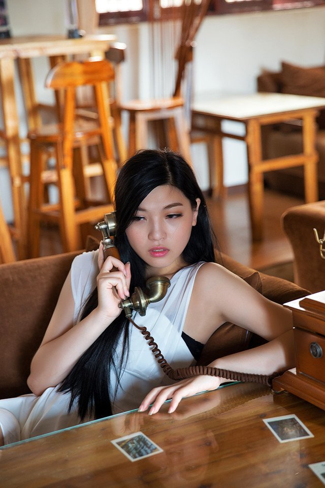 卡莱特的午后的内容