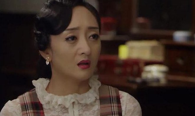 阿姨的姨的笔画?