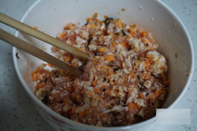 荔枝塞肉怎么做