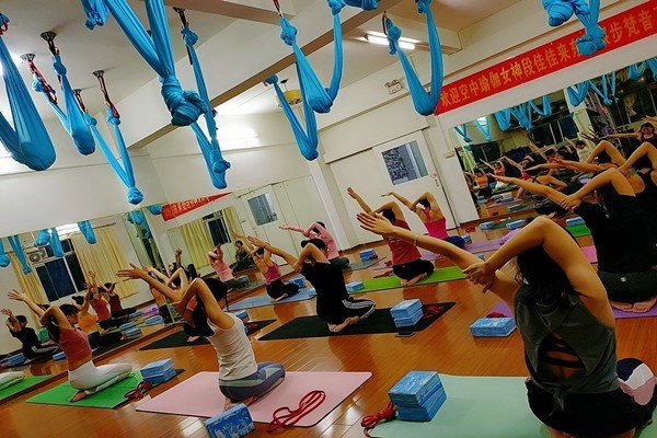 上海瑜伽教培学院哪家好