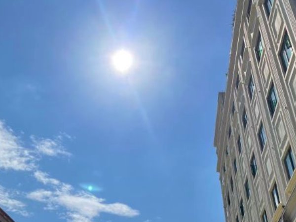 为什么今年这么热