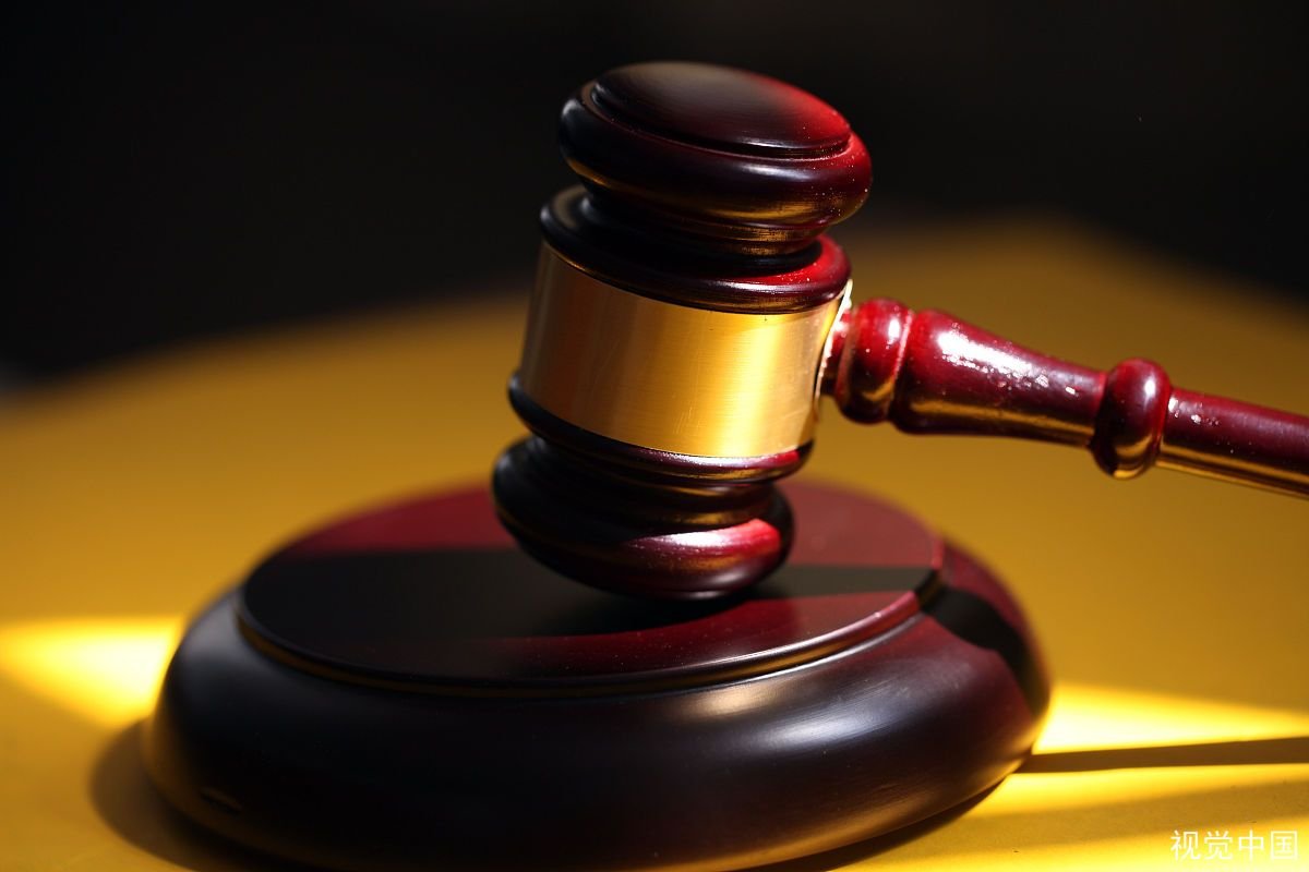 “参加公司年夜饭遇车祸被认定工伤”，对于这起案件律师是如何解读的？