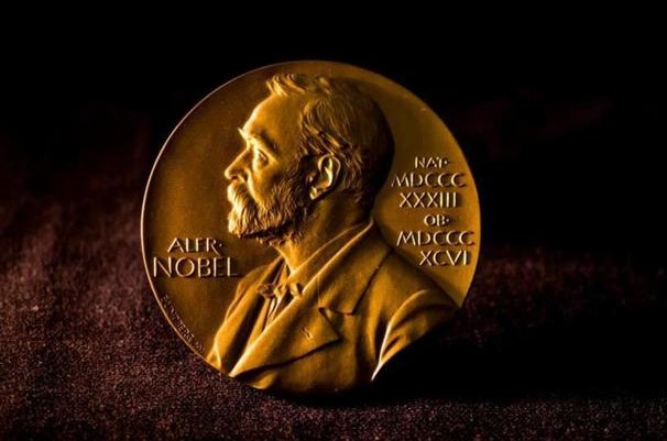 诺贝尔奖几年颁发一次？