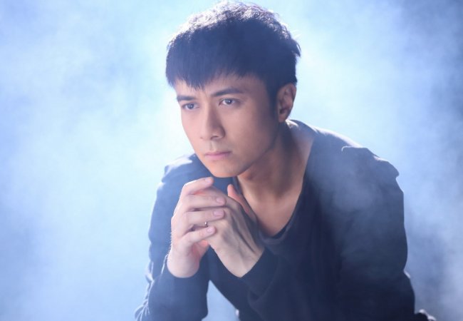 《情深深雨蒙蒙》里，古巨基在林心如和赵薇之间更喜欢谁？