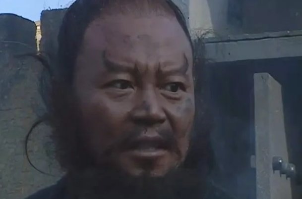 假李逵剪径劫单人是第几回？