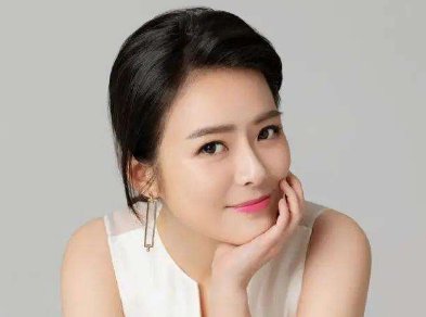 陈蓉被封杀后谁将取代她成为《相约星期六》主持人？