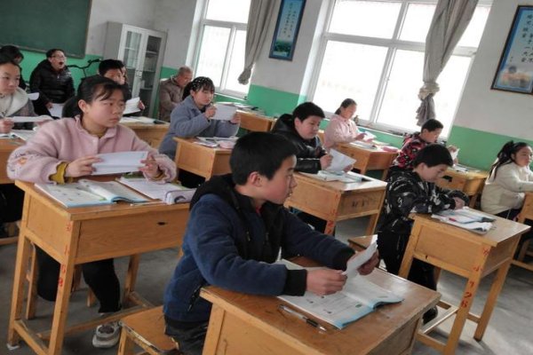 下言长相忆上一句