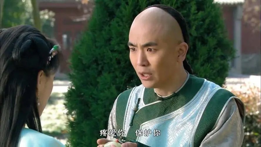 甄嬛传62集温太医手立马收回去什么意思