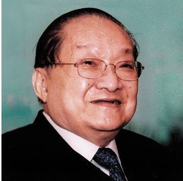 “他强任他强，清风拂山岗；