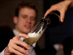 老公经常出去玩怎么办?