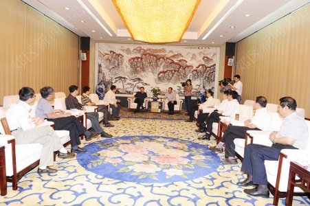 田喜荣的人物履历