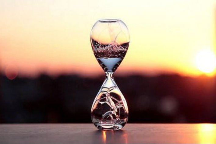 岁月不居,时节如流