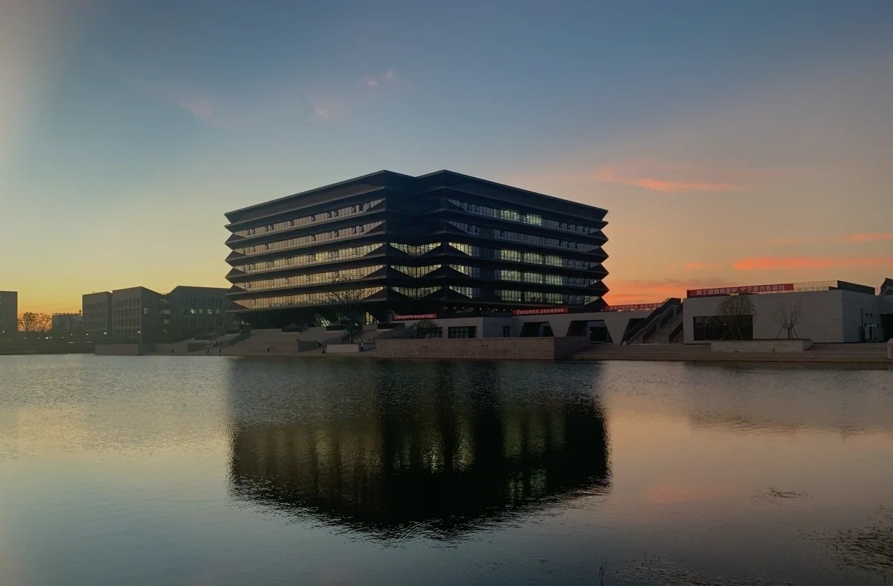 嘉兴南湖学院学费