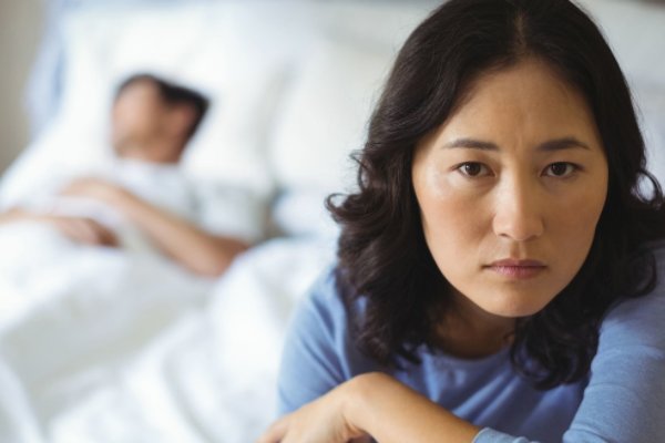 为什么说女人别轻易“裸婚”？