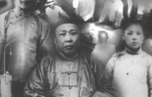 袍哥什么意思啊？