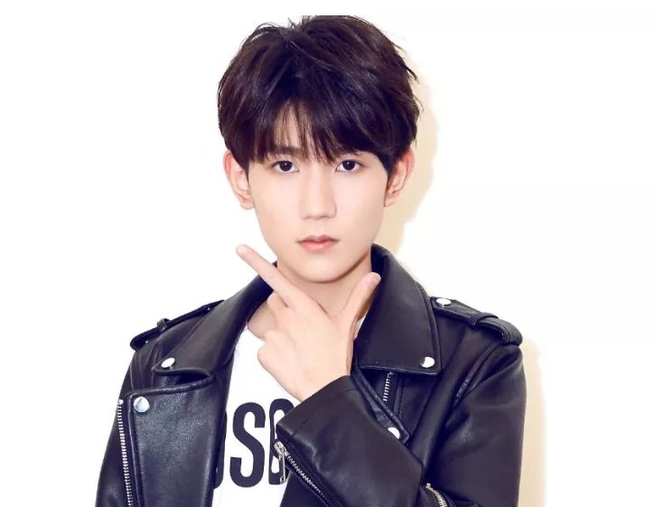 王源拿到“铁饭碗”工作比明星身份更让人羡慕，你知道是什么工作吗？