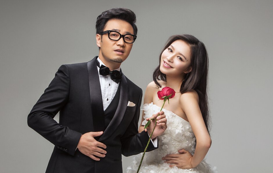 王铮亮文薇离婚了嘛