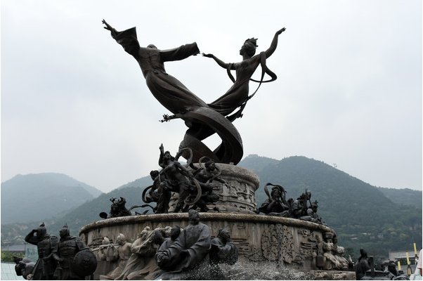 中华传统文化的瑰宝是什么？