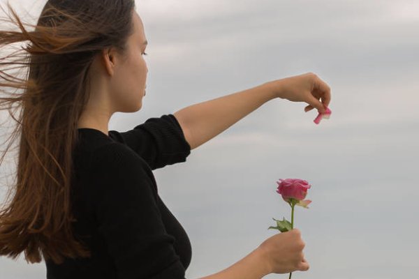 想分手说不出口到底该不该分手？