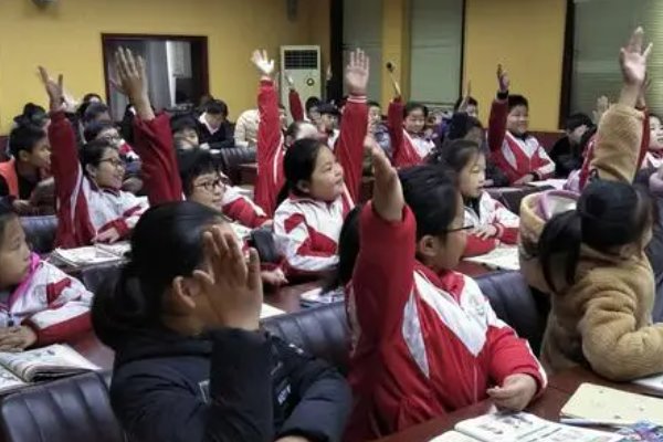 陆续的意思解释