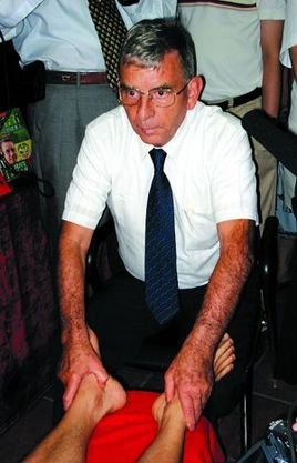 吴若石的个人经历