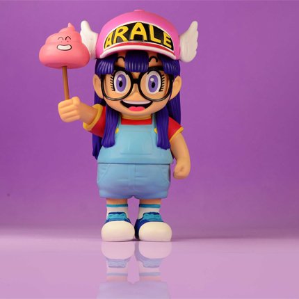 《阿拉蕾》的作者是谁?