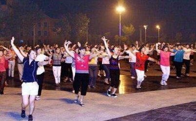 舞蹈中的广场舞和迪斯科，两者是不是有异曲同工之处？