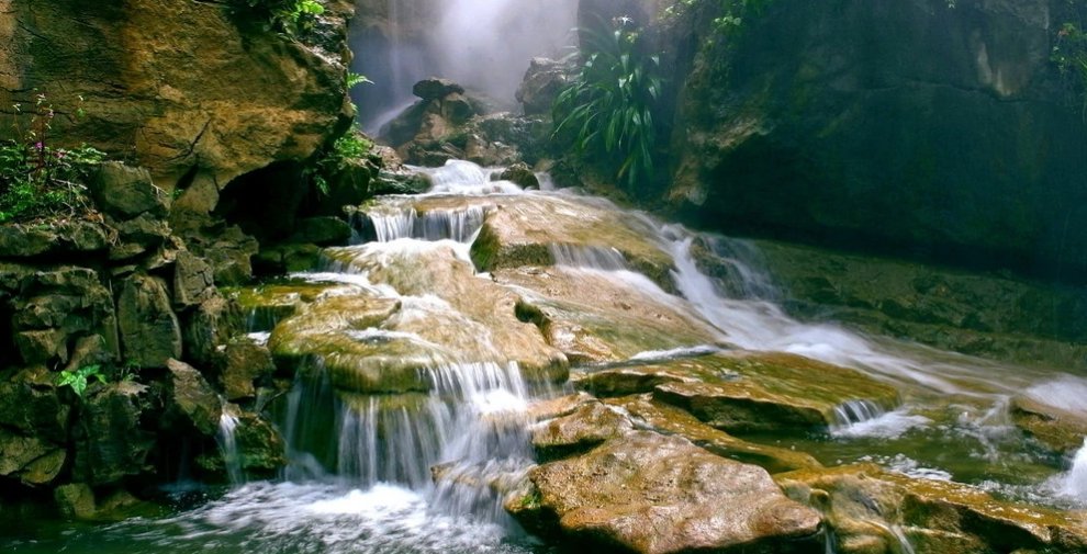 斯为泰山而不骄 汝为流水而不躁 是什么意思?