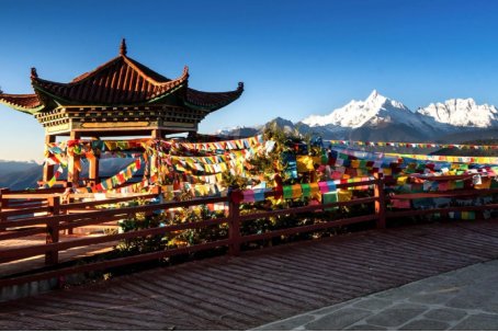 纳西族的传统节日风俗