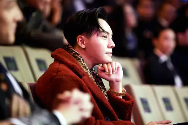 《老九门》佛爷张启山为什么要清洗九门？