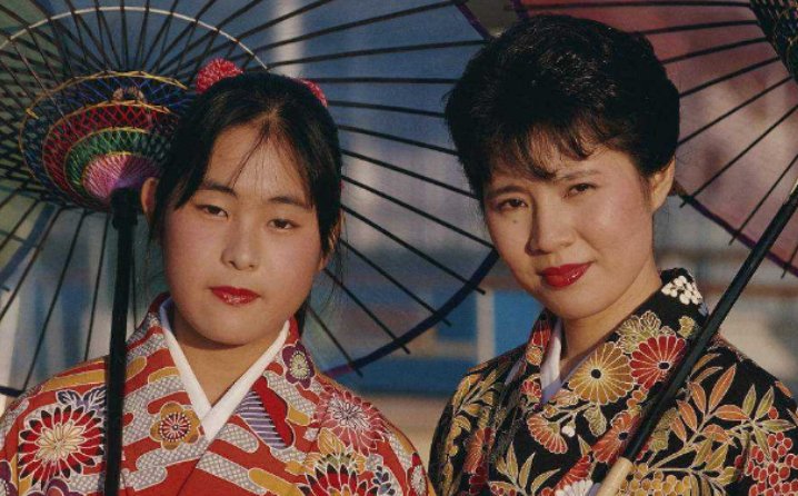 为什么当代日本女性的社会地位依旧比较低?