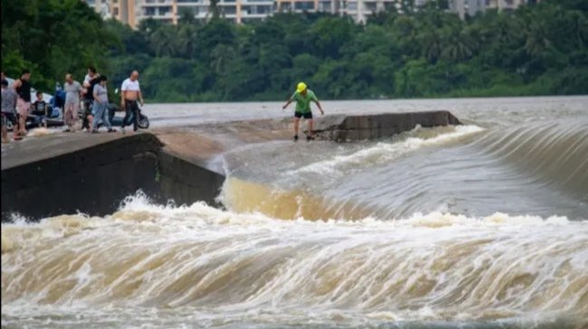 台风狮子山登陆海南多地风雨大作，未来将途径哪些地区？