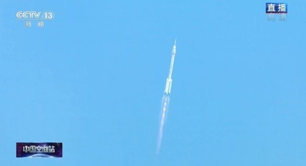 神舟十四号载人飞船发射取得圆满成功，创下了哪些新纪录？