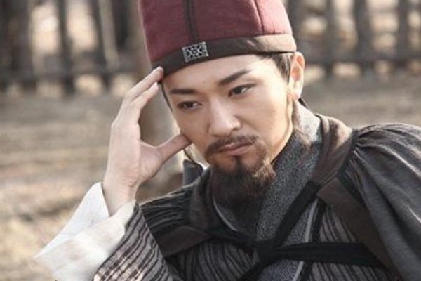 《水浒传》吴用智取玉麒麟的概括是什么？