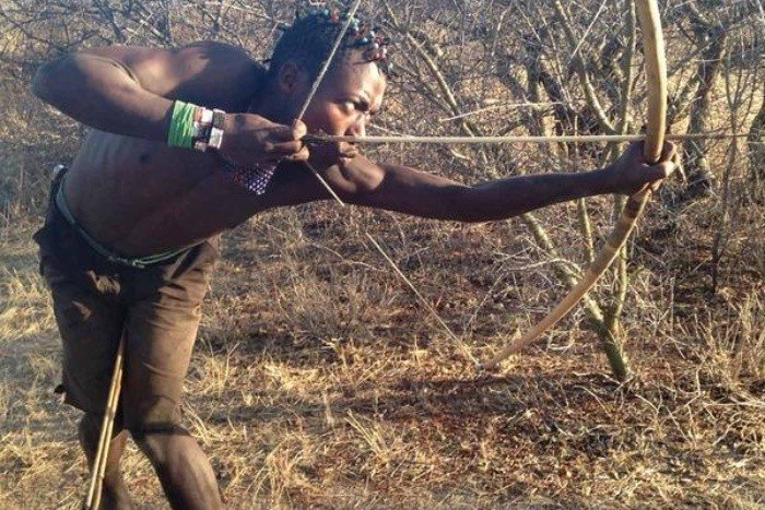 五次只身前往非洲大陆的梁子，究竟多有勇气？