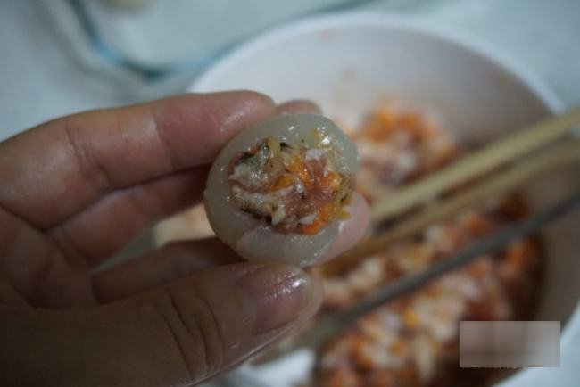 荔枝塞肉怎么做