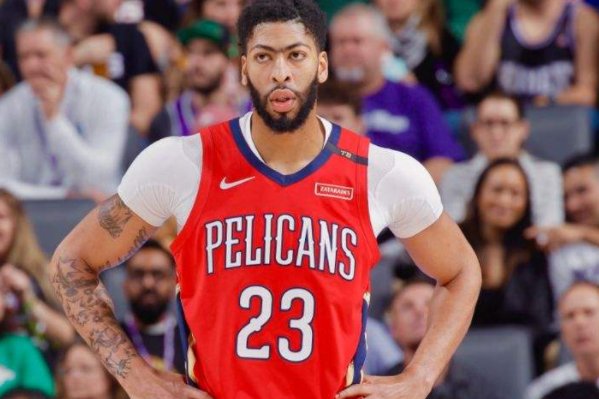 浓眉想和库兹马击掌惨遭无视，对此你怎么看？