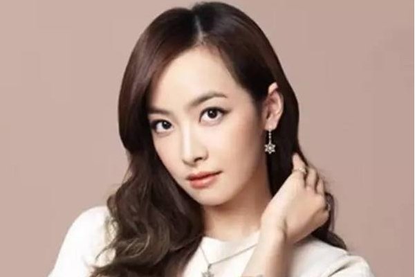 宋茜与东方神起的沈昌珉传过恋爱绯闻，他俩真的在一起过吗？