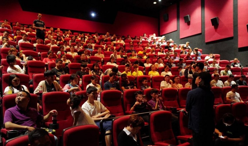 什么是电影点映？