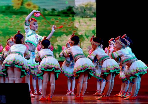 上学的时候你做过最丢脸的事是什么事？起因是什么？