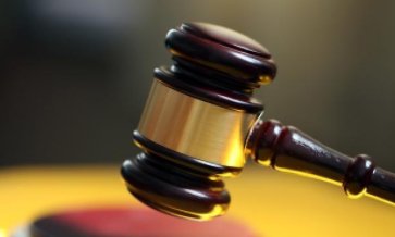 四川男子赠予情人320多万元被妻子起诉，法院最终是如何判决的？