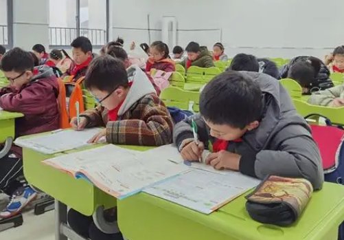 上学的时候你做过最丢脸的事是什么事？起因是什么？