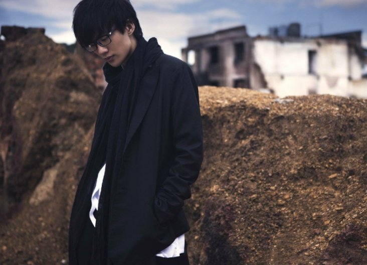 许嵩平行宇宙歌词？