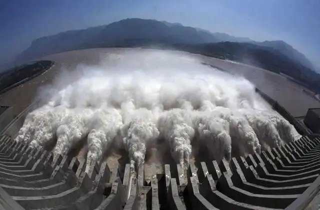 湖南、江西等省遭遇严重旱情，有哪些方式可以延缓这种情况？