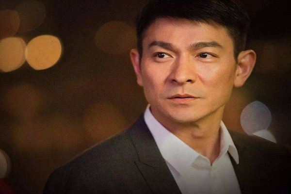 吴彤帮贾玲约刘德华参加《青春环游记》是真的吗？