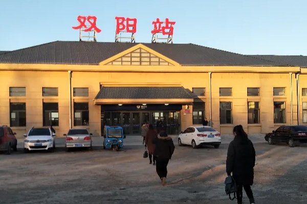 长春客运站电话