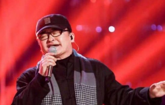 《凤凰于飞》歌词是什么？