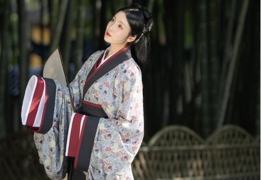 古代的深衣是什么意思