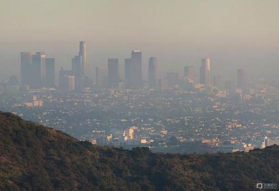 洛杉矶雾霾之战的简介