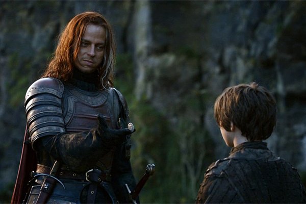 凡人百年爱是秩序外的一瞬间下一句